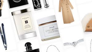 Top Luxury Gifts for Women to Add a Touch of Indulgence This Season