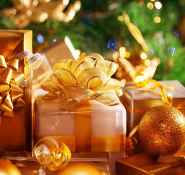Top Luxury Gifts for Women to Indulge This Season