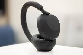 Top Noise-Canceling Headphones You Need in 2024